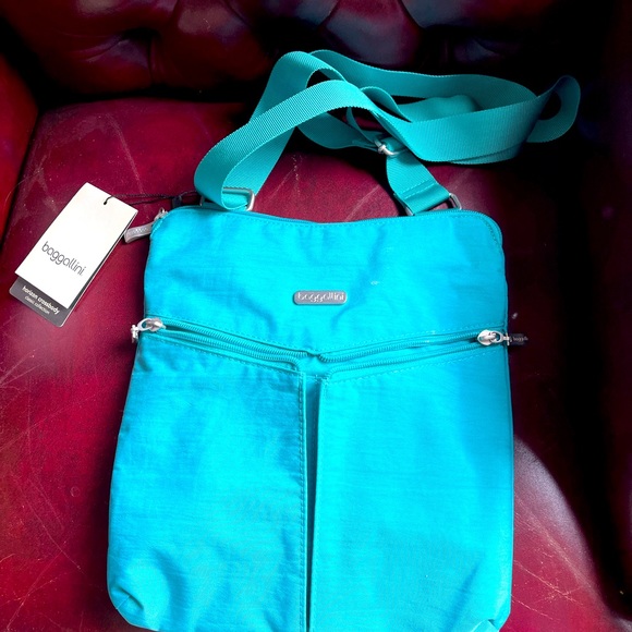 Baggallini Bags Nwt Baggallini Turquoise Cross Body Silver Tone